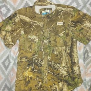Magellan camouflage shirt extra large